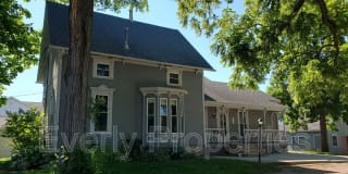 1406 N 10th Ave 1406 N 10th Ave Photo Gallery 1