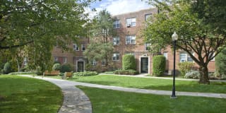 Montgomery Court Apartments Montgomery Court Apartments Photo Gallery 1