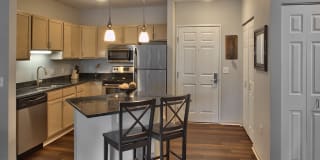 Lake Susan Apartments Lake Susan Apartments Photo Gallery 1