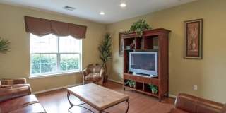 1 Bridgeport Ct 1 Bridgeport Ct Photo Gallery 1