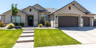1078 East Sea Biscuit Way 1078 East Sea Biscuit Way Photo Gallery 1