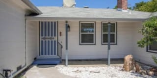 1725 W Mendocino Ave 1725 W Mendocino Ave Photo Gallery 1