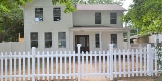 355 College Avenue 355 College Avenue Photo Gallery 1