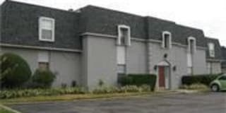 11325 N May Avenue 11325 N May Avenue Photo Gallery 1