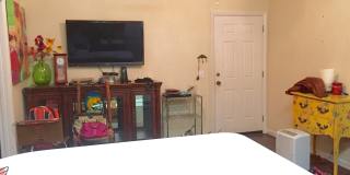 304 N Front St Apt J 304 N Front St Apt J Photo Gallery 1