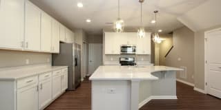 18577 71st Pl N 18577 71st Pl N Photo Gallery 1