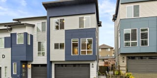16201 Meadow Road - D4 16201 Meadow Road - D4 Photo Gallery 1