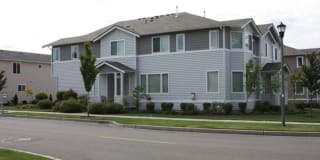 2025 Garry Oaks Avenue Unit A 2025 Garry Oaks Avenue Unit A Photo Gallery 1