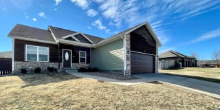 2402 Illinois Avenue 2402 Illinois Avenue Photo Gallery 1