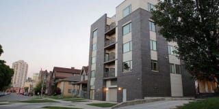 1809 N Cambridge Ave 1809 N Cambridge Ave Photo Gallery 1