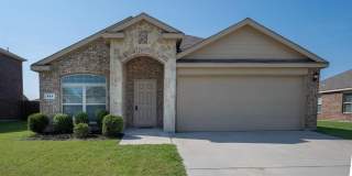 411 Hawthorn Drive 411 Hawthorn Drive Photo Gallery 1