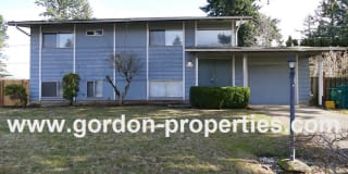 124 NE 164th Ave 124 NE 164th Ave Photo Gallery 1