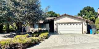 102 Lora Ct. 102 Lora Ct. Photo Gallery 1