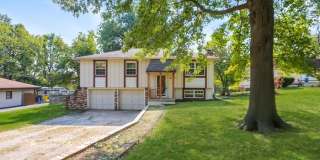 16005 East Cogan Lane 16005 East Cogan Lane Photo Gallery 1