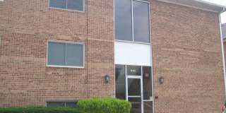 738 N WAKEFIELD STREET 738 N WAKEFIELD STREET Photo Gallery 1