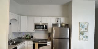 2176 SE Capital 2176 SE Capital Photo Gallery 1