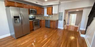 526 W GIRARD AVENUE 526 W GIRARD AVENUE Photo Gallery 1