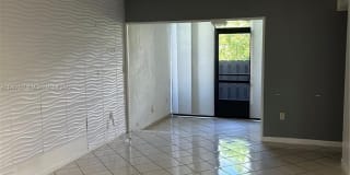 9445 Fontainebleau Blvd 9445 Fontainebleau Blvd Photo Gallery 1