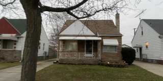 21546 Syracuse Ave 21546 Syracuse Ave Photo Gallery 1