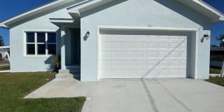 204 PALMETTO CIRCLE NE 204 PALMETTO CIRCLE NE Photo Gallery 1