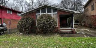217 12th Ave W 217 12th Ave W Photo Gallery 1