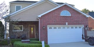 39046 LAKESHORE Drive 39046 LAKESHORE Drive Photo Gallery 1