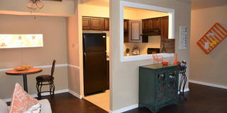 5129 Southgreen #8 5129 Southgreen #8 Photo Gallery 1
