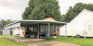 932 N. Jefferson Ave. 932 N. Jefferson Ave. Photo Gallery 1