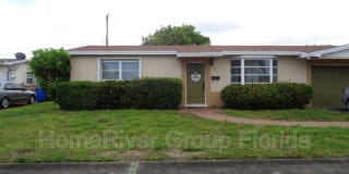 4011 NW 37th Ter 4011 NW 37th Ter Photo Gallery 1