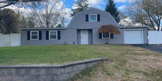 42 College Hills Drive 42 College Hills Drive Photo Gallery 1