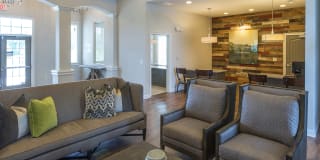 The Ridge at Hamilton Crossing The Ridge at Hamilton Crossing Photo Gallery 1