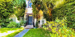 460 S Roxbury Dr 460 S Roxbury Dr Photo Gallery 1