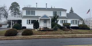 185 W Sylvania Avenue 185 W Sylvania Avenue Photo Gallery 1