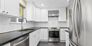 5912 California Ave SW #202 5912 California Ave SW #202 Photo Gallery 1