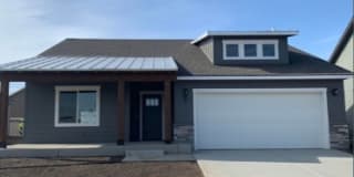 13150 N Leavenworth Loop 13150 N Leavenworth Loop Photo Gallery 1