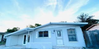 10928 N 15TH STREET 10928 N 15TH STREET Photo Gallery 1