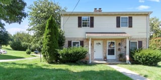 140 N Pleasant Ave 140 N Pleasant Ave Photo Gallery 1