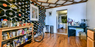 4521 Liberty Ave Fl 2 4521 Liberty Ave Fl 2 Photo Gallery 1