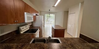 1909 Hibiscus Ln 1909 Hibiscus Ln Photo Gallery 1