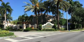 5600 NW 114th Pl 5600 NW 114th Pl Photo Gallery 1