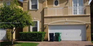 10923 NW 87th Ln 10923 NW 87th Ln Photo Gallery 1