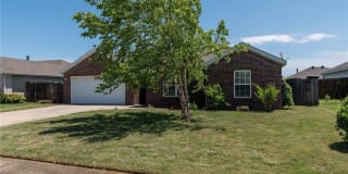 903 SW Castlewood ST 903 SW Castlewood ST Photo Gallery 1