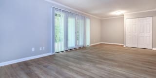 Kingston Pointe Apartments Kingston Pointe Apartments Photo Gallery 1