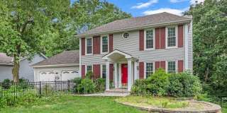 7924 N Michigan Avenue 7924 N Michigan Avenue Photo Gallery 1