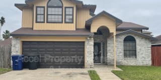 2418 N. 28th Ln. 2418 N. 28th Ln. Photo Gallery 1