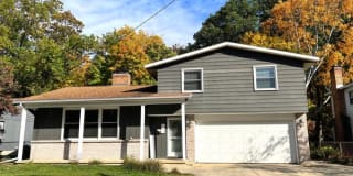 3214 Brookshire Dr SE 3214 Brookshire Dr SE Photo Gallery 1