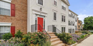 113 FORT EVANS ROAD SE 113 FORT EVANS ROAD SE Photo Gallery 1