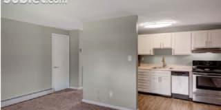 914 South Ave 914 South Ave Photo Gallery 1