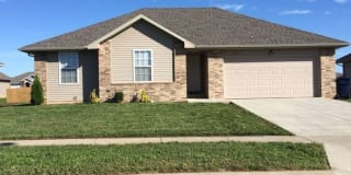 5605 West Longleaf Drive 5605 West Longleaf Drive Photo Gallery 1