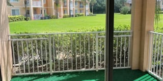 241 SW Palm Dr 241 SW Palm Dr Photo Gallery 1